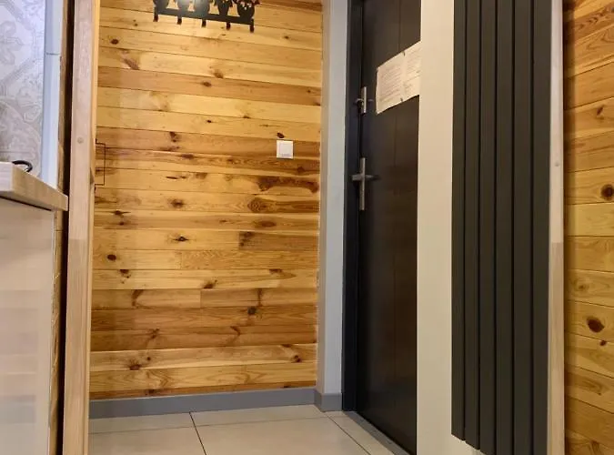 Gospodarstwo agroturystyczne Całoroczne - U Ptaka - *